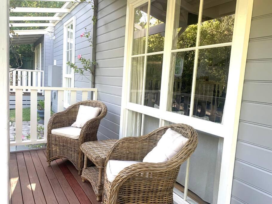 Hamptons Charm At Nantucket In Mollymook Villa Exterior photo
